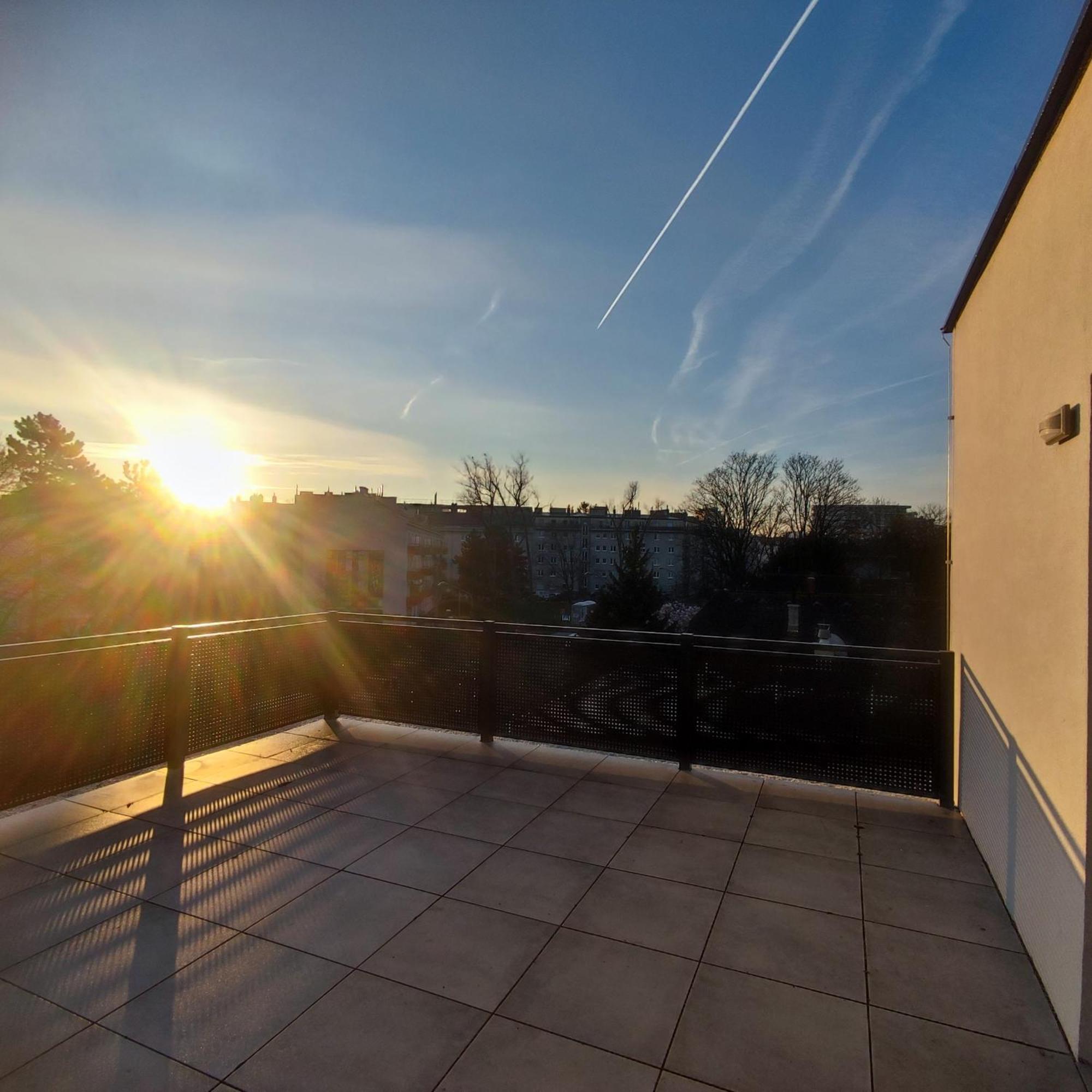 Aparthotel Umbrella Wenen Buitenkant foto